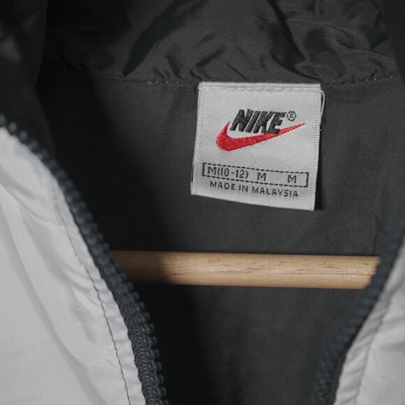 VINTAGE 90'S NIKE WINDBREAKER ZIP UP SPRING JACKET BOYS MEDIUM - Picture 7 of 14